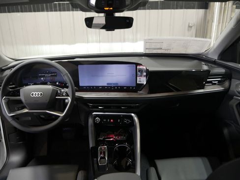 New 2026 Audi Q5 Premium Plus image 32