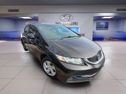 Used 2013 Honda Civic LX image 6