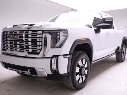 Used 2024 GMC Sierra 2500 Denali w/ Denali Reserve Package image 1