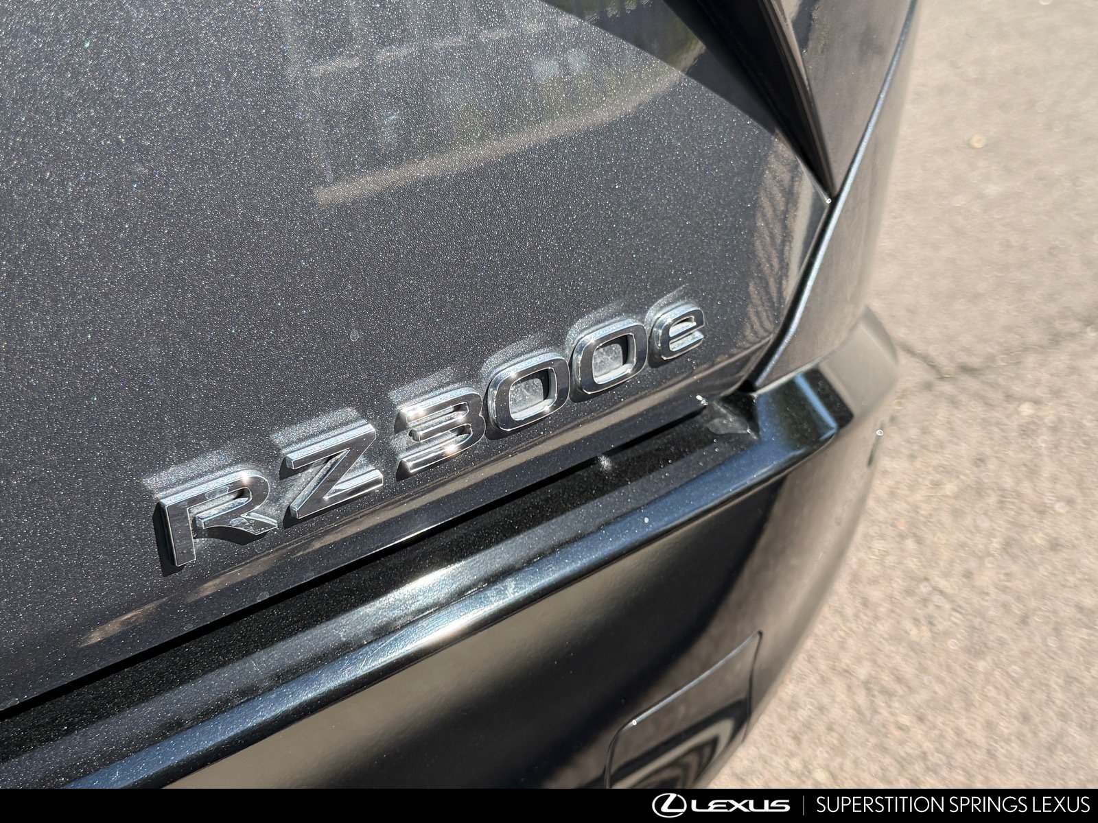Used 2024 Lexus RZ 300e Premium FWD image 8