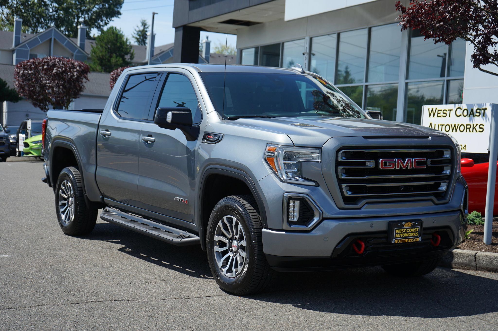 Used 2020 GMC Sierra 1500 AT4 w/ AT4 Premium Package AWD/4WD image 8