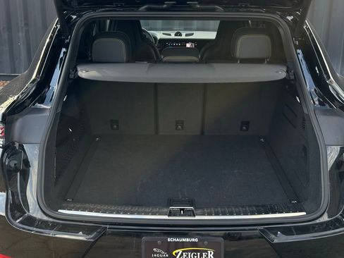 Used 2025 Porsche Cayenne GTS image 12