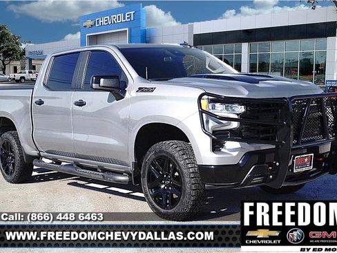 Used 2024 Chevrolet Silverado 1500 LT Trail Boss w/ LPO, Dark Essentials Package image 1