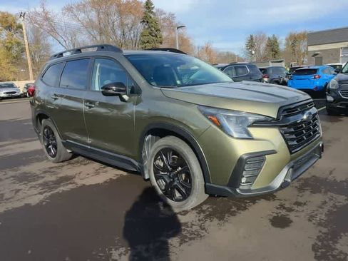 Used 2023 Subaru Ascent Onyx Edition image 2