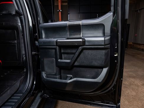 Used 2019 Ford F150 Raptor w/ Equipment Group 802A Luxury image 38