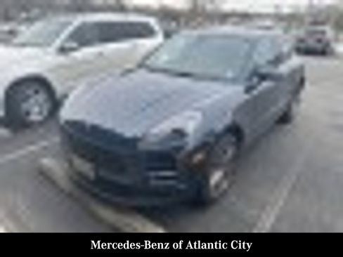 Used 2021 Porsche Macan S image 1