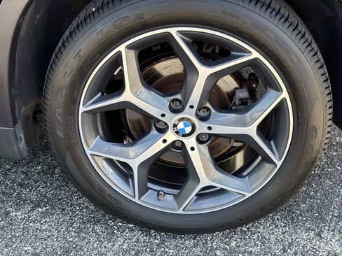 Used 2017 BMW X1 xDrive28i AWD/4WD image 9