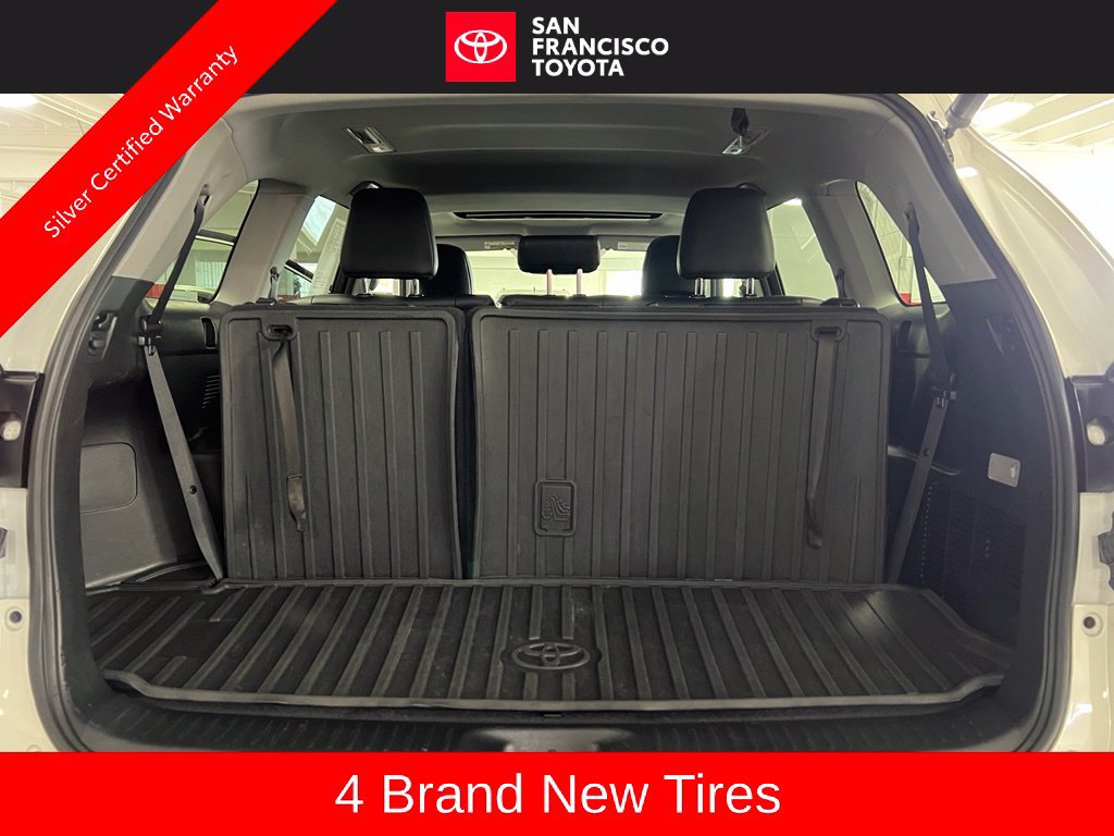 Certified 2017 Toyota Highlander XLE AWD/4WD image 39