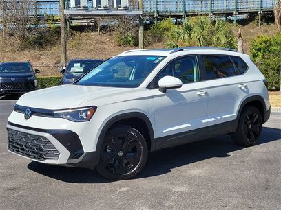 Certified 2025 Volkswagen Taos SE