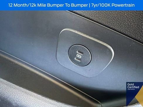 Used 2025 Ford Explorer Active RWD image 16