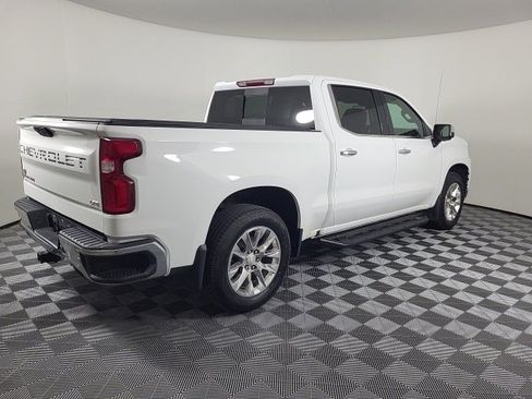 Used 2021 Chevrolet Silverado 1500 LTZ w/ LTZ Premium Package image 9