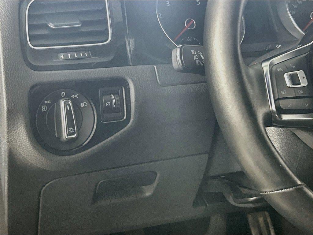 Used 2015 Volkswagen GTI S FWD image 10