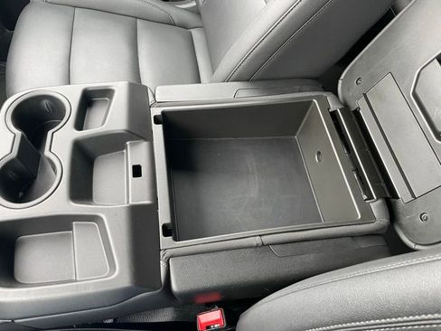 Used 2025 GMC Sierra 1500 SLT image 21