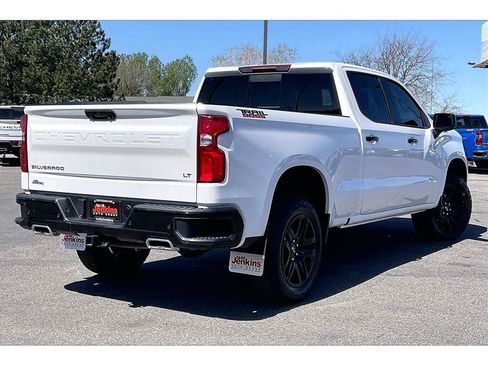 Used 2024 Chevrolet Silverado 1500 LT Trail Boss w/ LT Trail Boss Premium Package AWD/4WD image 15