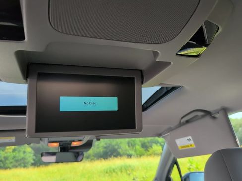 Used 2021 Honda Pilot Touring image 35