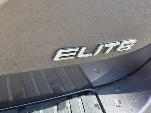 Used 2023 Honda Odyssey Elite image 11