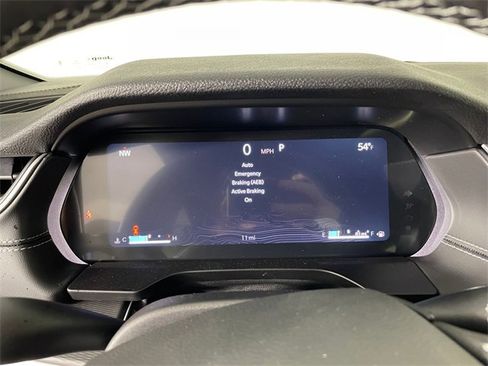 New 2025 Jeep Grand Cherokee L Laredo image 3