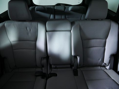 Used 2019 Honda Pilot EX-L image 13