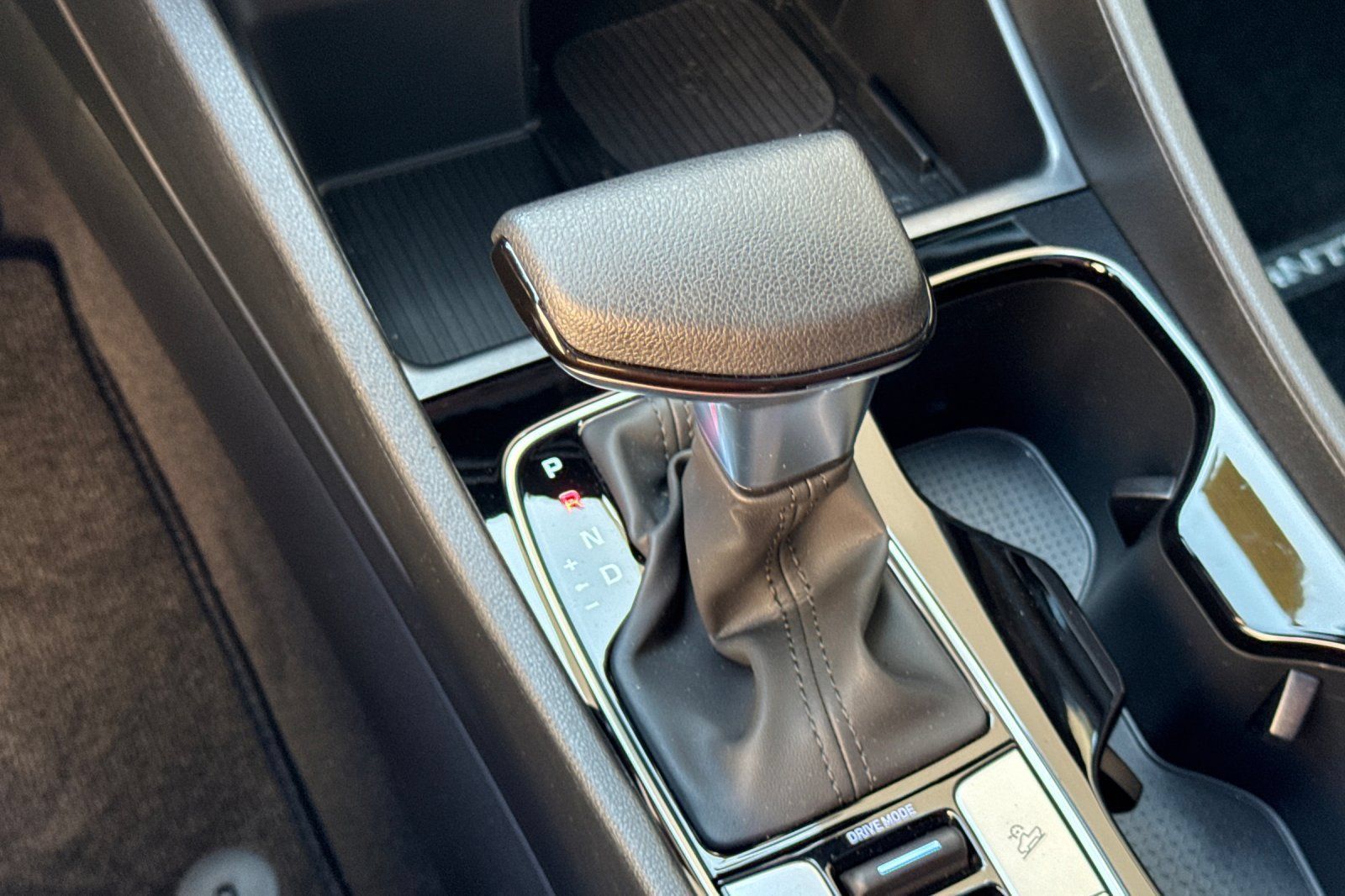 Certified 2026 Hyundai Santa Cruz SEL FWD image 23