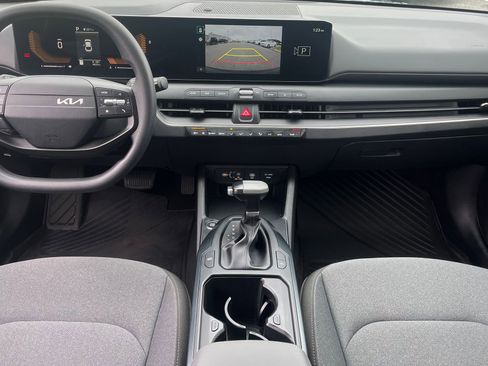 Used 2025 Kia K4 LXS image 20