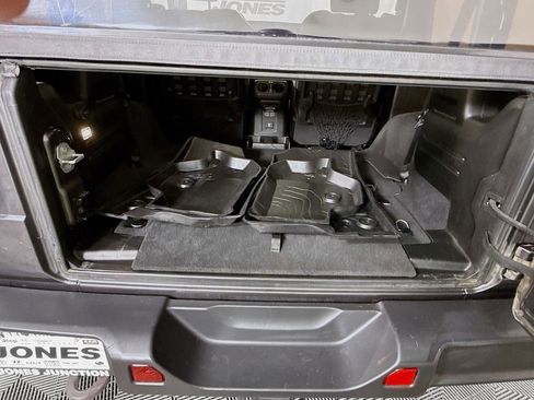 Used 2021 Jeep Wrangler Rubicon AWD/4WD image 26