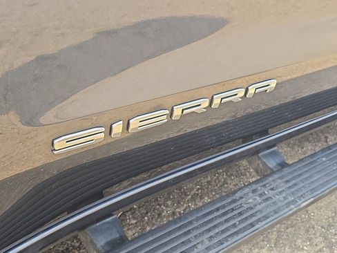 Used 2021 GMC Sierra 1500 SLE image 31