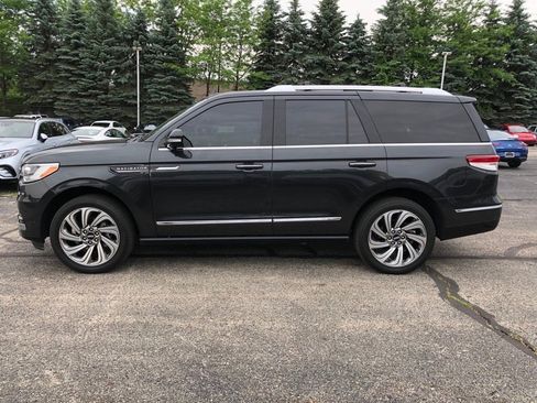 Used 2022 Lincoln Navigator Reserve image 7