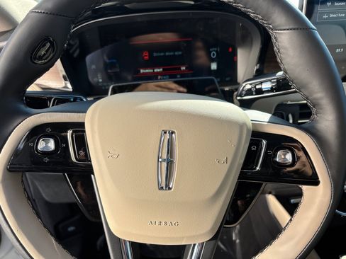 New 2026 Lincoln Corsair Reserve AWD/4WD image 16