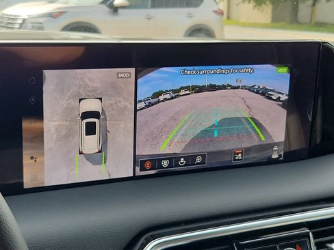 New 2026 Nissan Armada SL w/ Captain's Chari Seat Package image 15