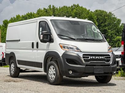 New 2025 RAM ProMaster 2500 w/ Quick Order Package 22G SLT