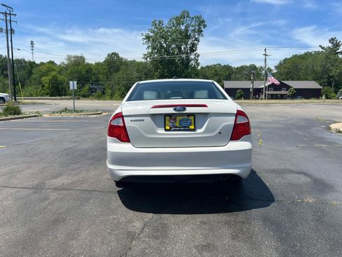 Used 2012 Ford Fusion S FWD image 7