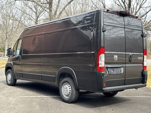 New 2026 RAM ProMaster 3500 w/ Storage Group FWD image 3