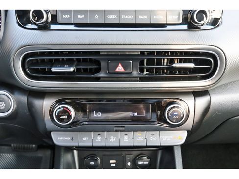 Certified 2023 Hyundai Kona SEL w/ Convenience Package image 26