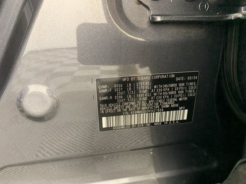 Used 2024 Subaru Ascent Limited AWD/4WD image 12