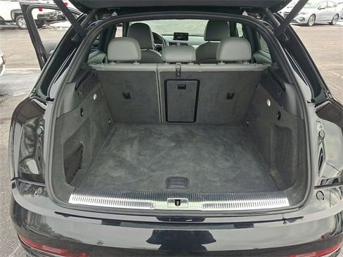 Used 2018 Audi Q3 2.0T Premium Plus w/ Premium Plus Package image 29