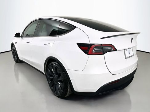 Used 2022 Tesla Model Y Performance image 7