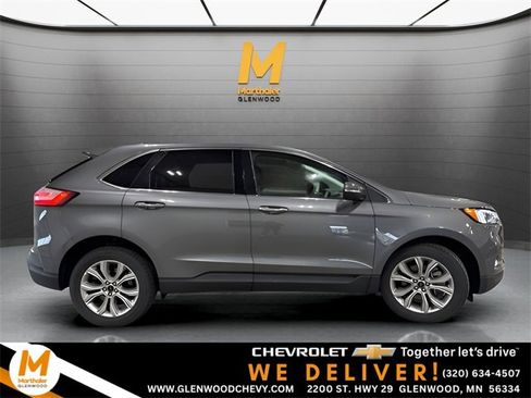 Used 2024 Ford Edge Titanium image 1