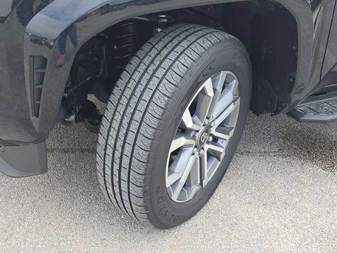 New 2026 Toyota 4Runner Limited AWD/4WD image 33