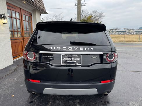 Used 2019 Land Rover Discovery Sport HSE Luxury image 31