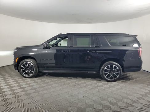 New 2026 Chevrolet Suburban RST w/ Comfort Package RWD image 7