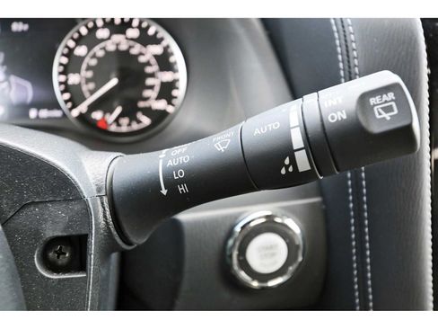 Used 2024 Nissan Armada Platinum w/ Captain's Chairs Package image 19