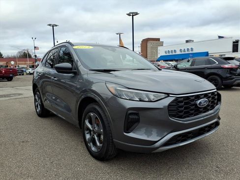 Certified 2024 Ford Escape ST-Line w/ Tech Pack #1 image 3