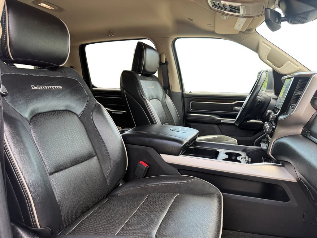 Used 2021 RAM 1500 Laramie AWD/4WD image 15