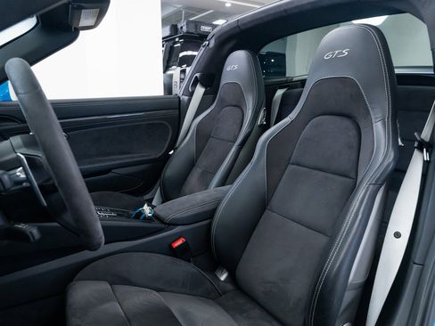 Used 2017 Porsche 911 Targa 4 GTS image 15