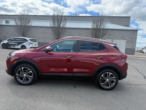 Used 2023 Buick Encore GX Select w/ Safety Package II AWD/4WD image 1