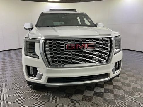 Used 2021 GMC Yukon XL Denali w/ Denali Premium Package image 52