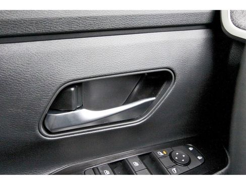 New 2026 Nissan Kicks SV w/ Charging Package image 17