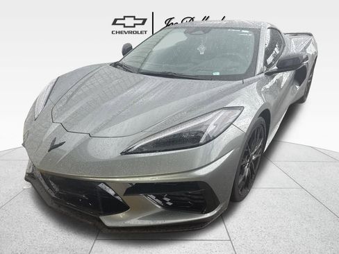 Used 2024 Chevrolet Corvette Stingray Preferred Cpe w/ Z51 Performance Package RWD image 1