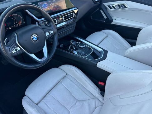 Used 2019 BMW Z4 sDrive30i w/ Premium Package image 11