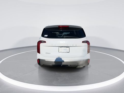 New 2025 Kia Telluride S image 7